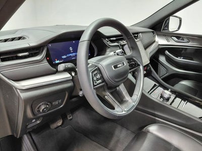 2023 Jeep Grand Cherokee Overland 4x4