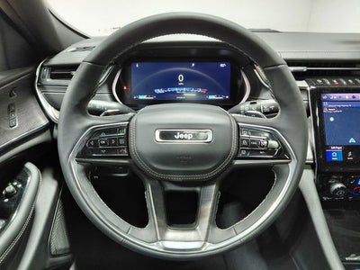 2023 Jeep Grand Cherokee Overland 4x4