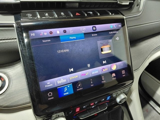 2022 Jeep Grand Cherokee L Overland 4x4