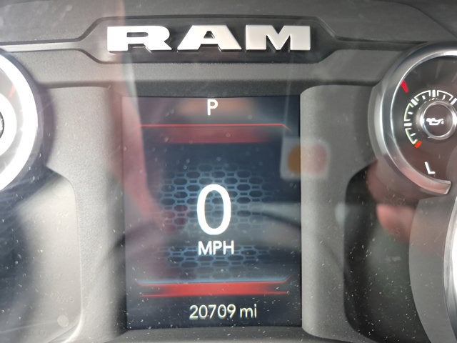 2025 RAM 1500 Big Horn Crew Cab 4x4 5'7" Box