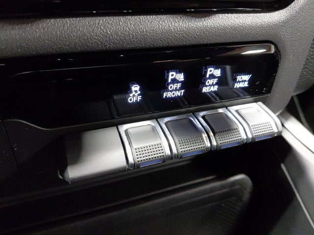 2025 RAM 1500 Big Horn Crew Cab 4x4 5'7" Box