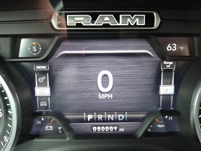 2020 RAM 1500 Big Horn Crew Cab 4x4 5'7" Box