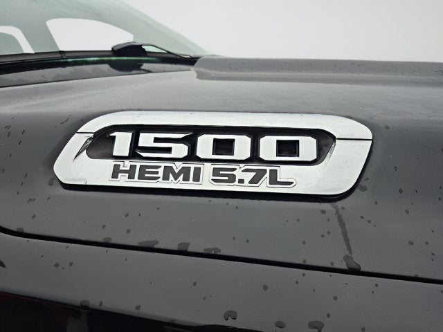 2020 RAM 1500 Big Horn Crew Cab 4x4 5'7" Box
