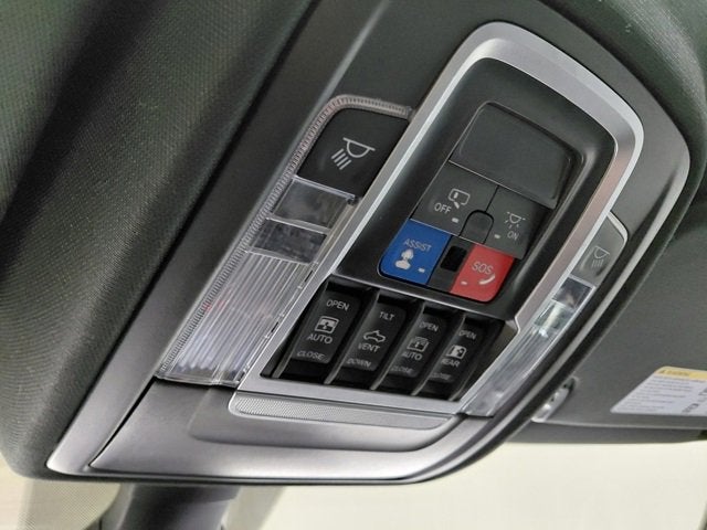 2023 RAM 1500 Big Horn Crew Cab 4x4 5'7" Box