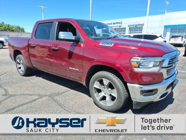 2020 RAM 1500 Laramie Crew Cab 4x4 5'7" Box