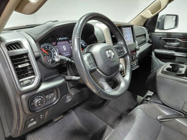 2020 RAM 1500 Laramie Crew Cab 4x4 5'7" Box