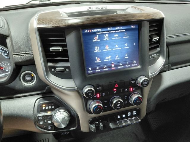 2020 RAM 1500 Laramie Crew Cab 4x4 5'7" Box