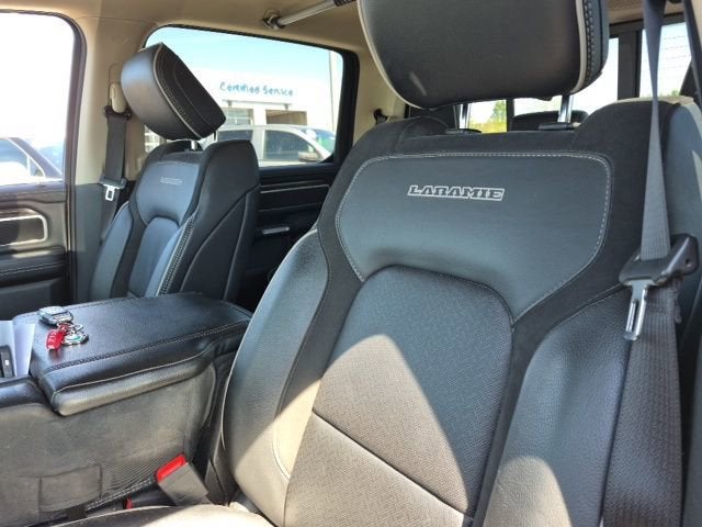 2020 RAM 1500 Laramie Crew Cab 4x4 5'7" Box