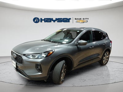 2025 Ford Escape Platinum