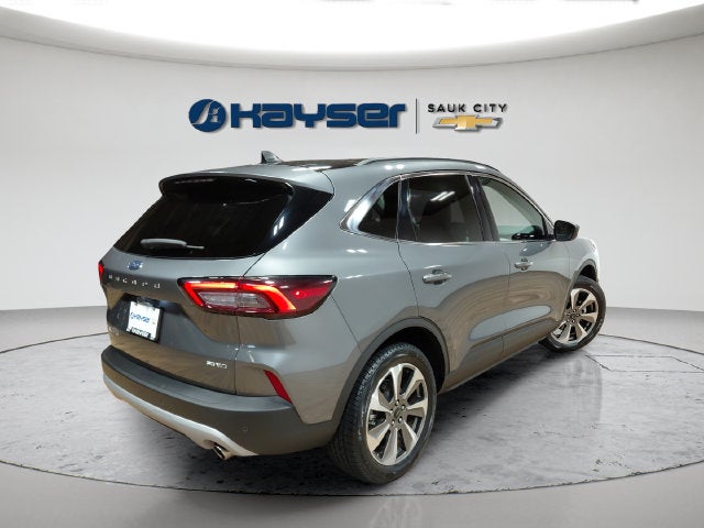 2025 Ford Escape Platinum
