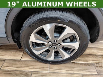 2025 Ford Escape Platinum