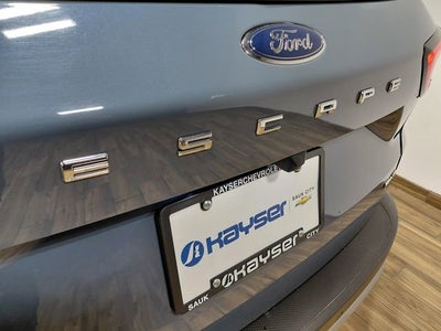 2025 Ford Escape Platinum