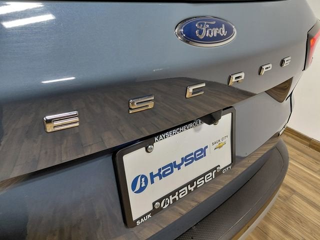 2025 Ford Escape Platinum