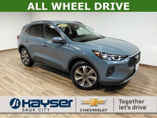 2025 Ford Escape Platinum