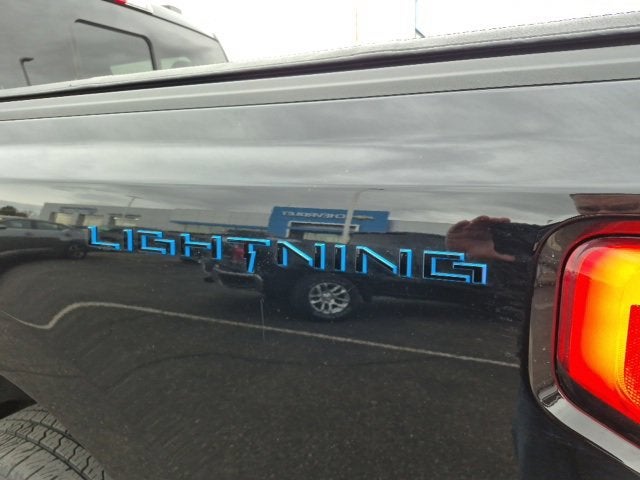 2023 Ford F-150 Lightning LARIAT