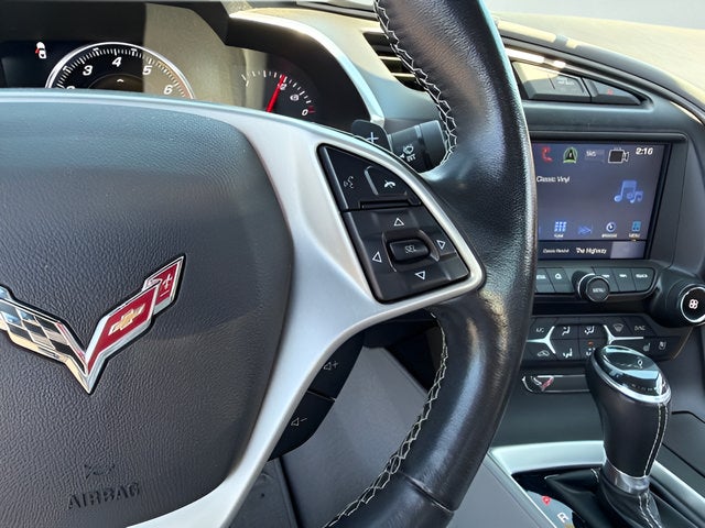 2019 Chevrolet Corvette 2LT - Photo 16