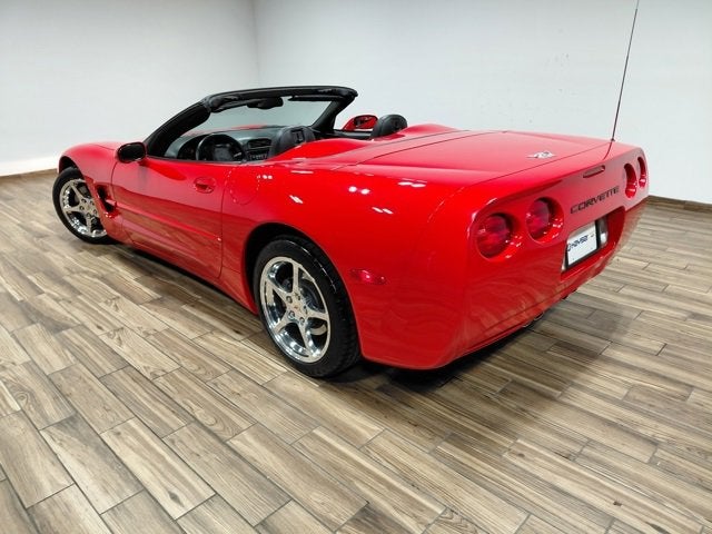 2003 Chevrolet Corvette Base
