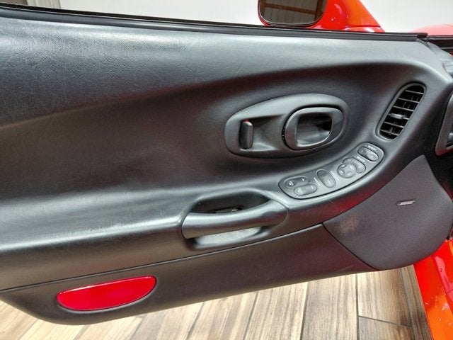 2003 Chevrolet Corvette Base