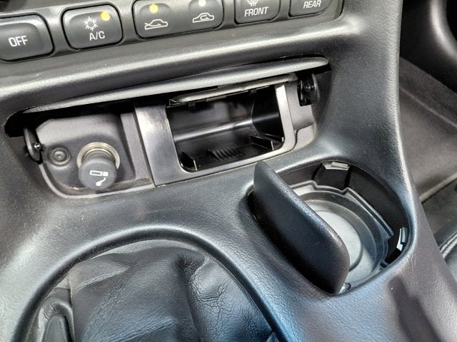 2003 Chevrolet Corvette Base