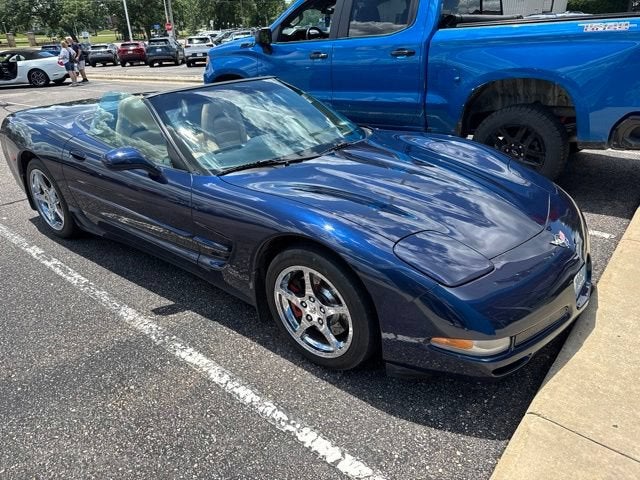 2001 Chevrolet Corvette Base