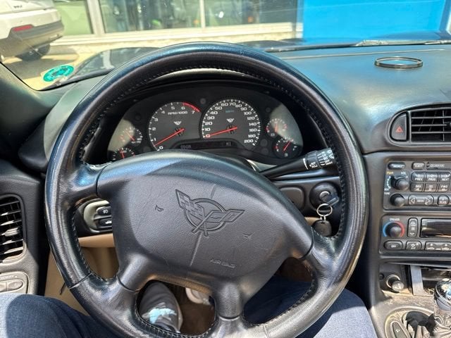 2001 Chevrolet Corvette Base