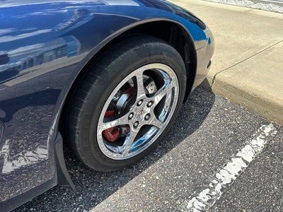 2001 Chevrolet Corvette Base