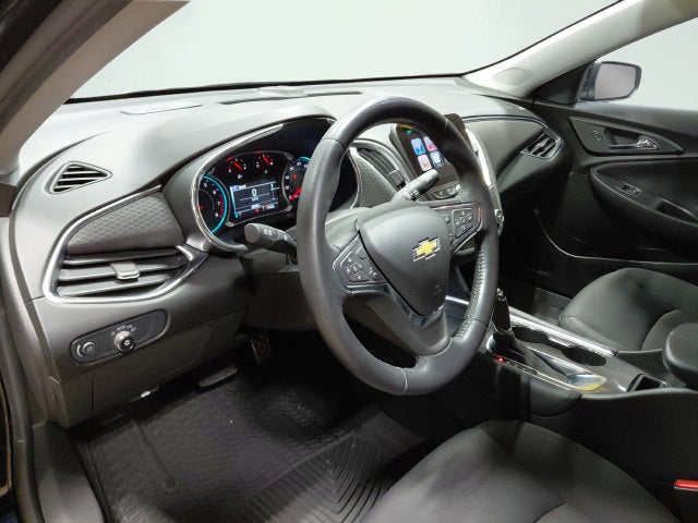 2016 Chevrolet Malibu 2LT - Photo 25