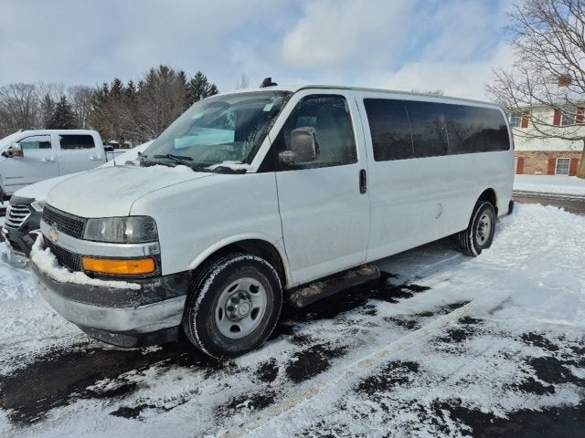 2019 Chevrolet Express Passenger 3500 LT