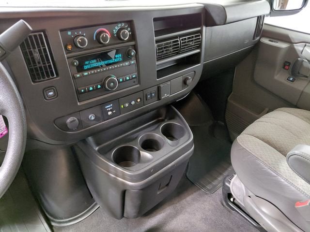 2023 Chevrolet Express Passenger 3500 1LT