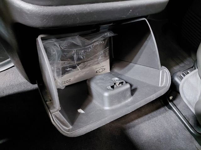 2023 Chevrolet Express Passenger 3500 1LT
