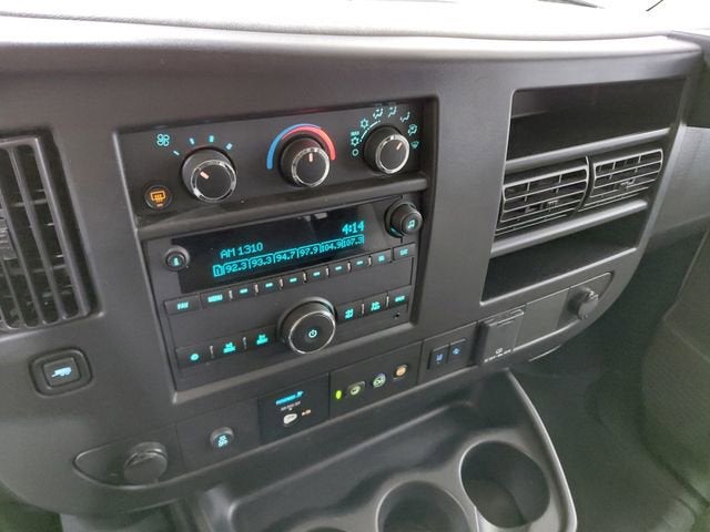 2023 Chevrolet Express Passenger 3500 1LT