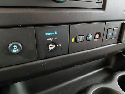 2023 Chevrolet Express Passenger 3500 1LT