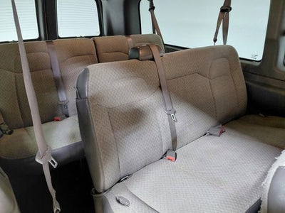 2023 Chevrolet Express Passenger 3500 1LT