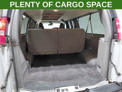 2023 Chevrolet Express Passenger 3500 1LT