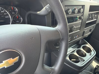 2025 Chevrolet Express Cargo WT