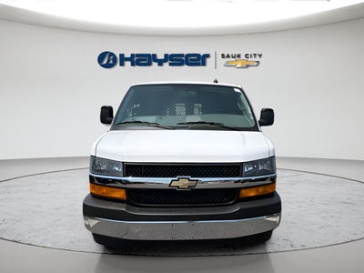2025 Chevrolet Express Cargo WT