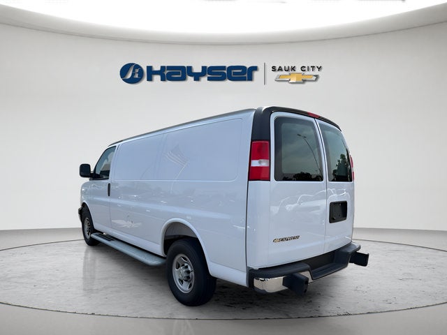 2025 Chevrolet Express Cargo WT
