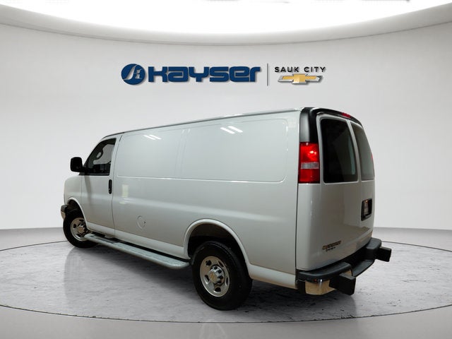 2025 Chevrolet Express Cargo WT