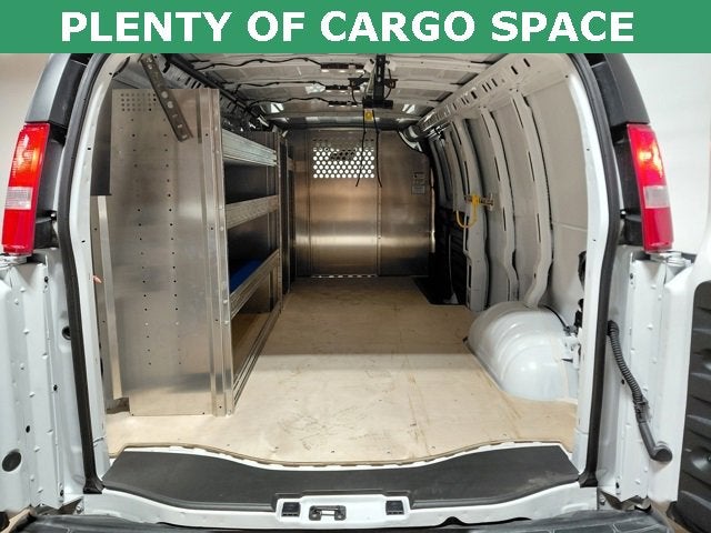 2025 Chevrolet Express Cargo 2500 WT