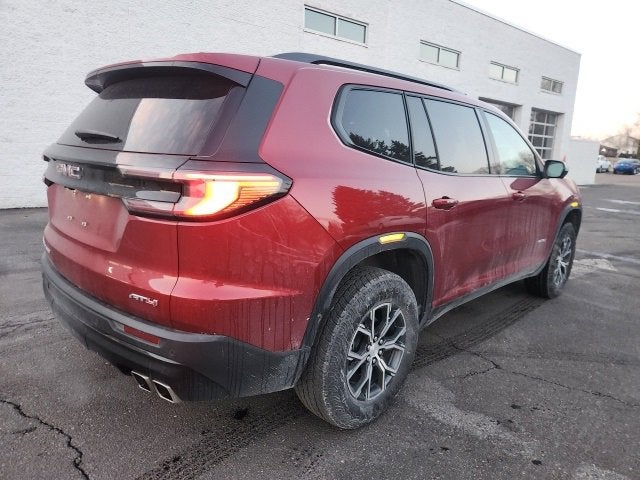 2024 GMC Acadia AT4