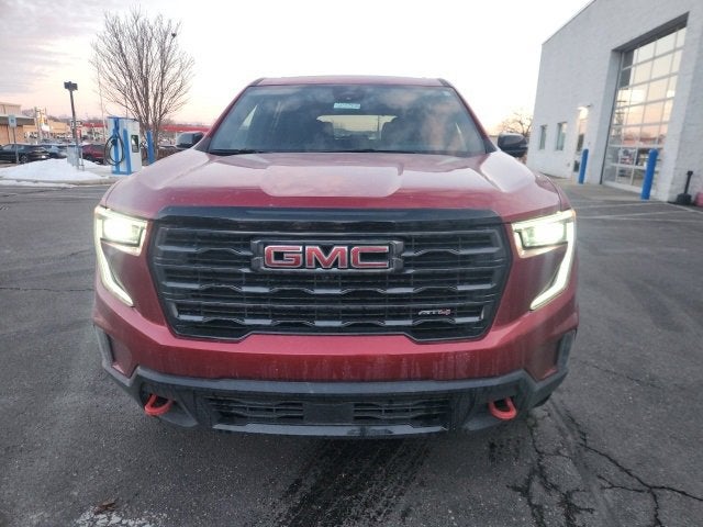 2024 GMC Acadia AT4