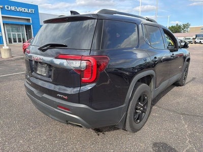 2022 GMC Acadia AT4