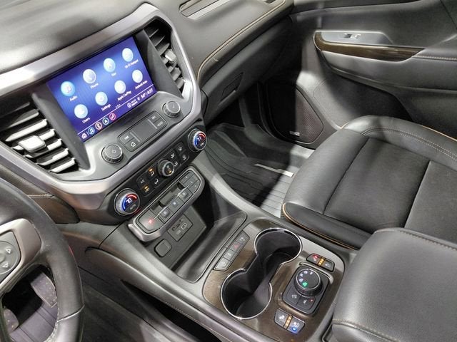 2022 GMC Acadia AT4