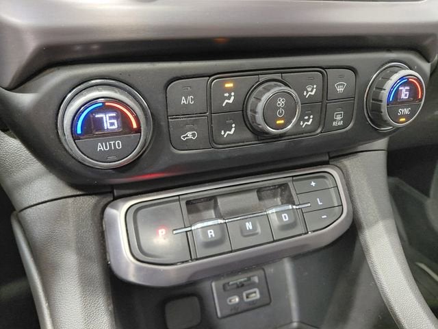 2022 GMC Acadia AT4
