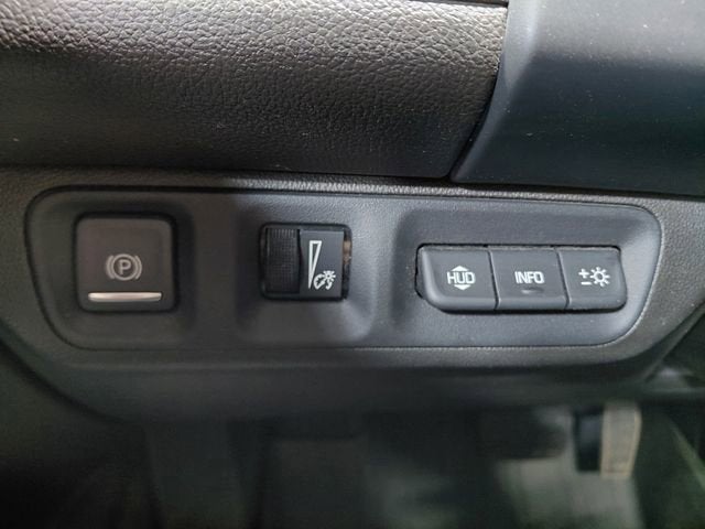 2022 GMC Acadia AT4