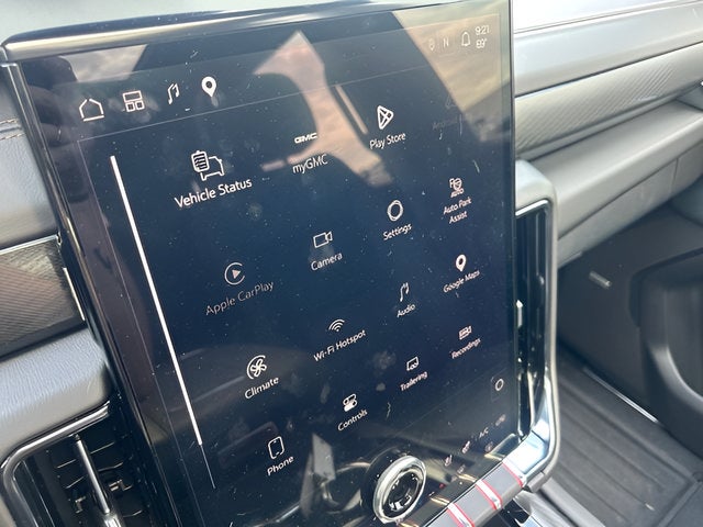 2025 GMC Yukon AT4