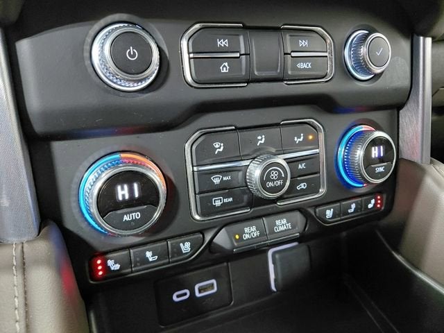 2024 GMC Yukon XL SLT