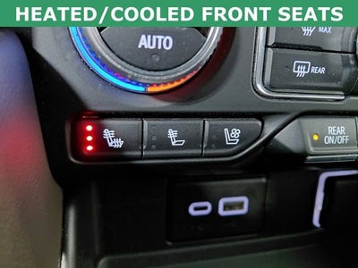 2024 GMC Yukon XL SLT