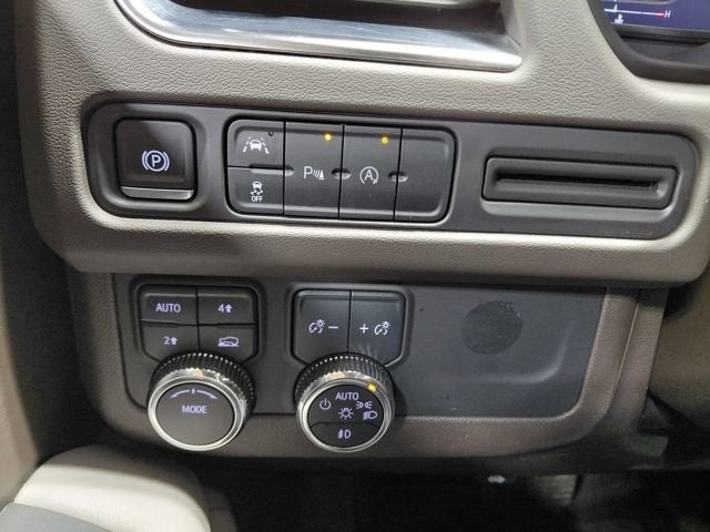 2024 GMC Yukon XL SLT