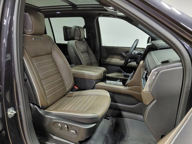 2025 GMC Yukon XL Denali Ultimate